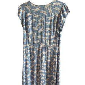 Loft Woman’s Size 8 Blue Dragon Flies Midi Dress Cap Sleeves Viscose Back Zip‎